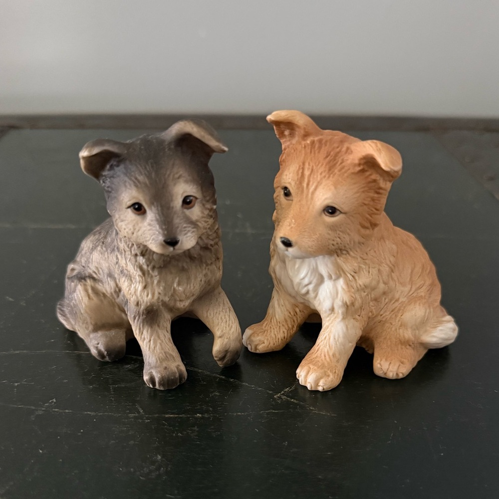HOMCO HOME INTERIORS Two Porcelain Puppy Dog Figurines #8828 3 Inch